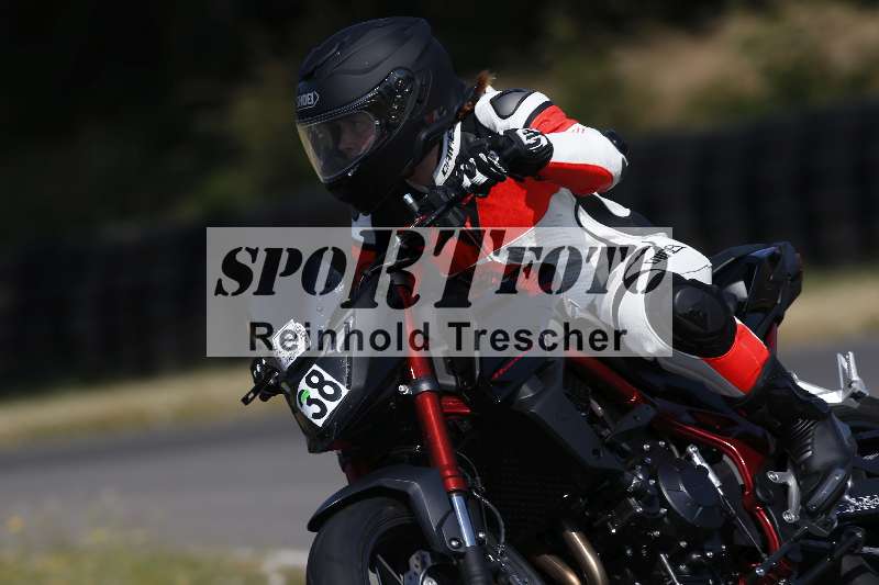 Archiv-2023/28 05.06.2023 Moto Club Anneau du Rhin/blanc-novice/38